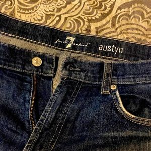 Men’s size 32x32 “Austyn” 7 For All Mankind jeans straight leg